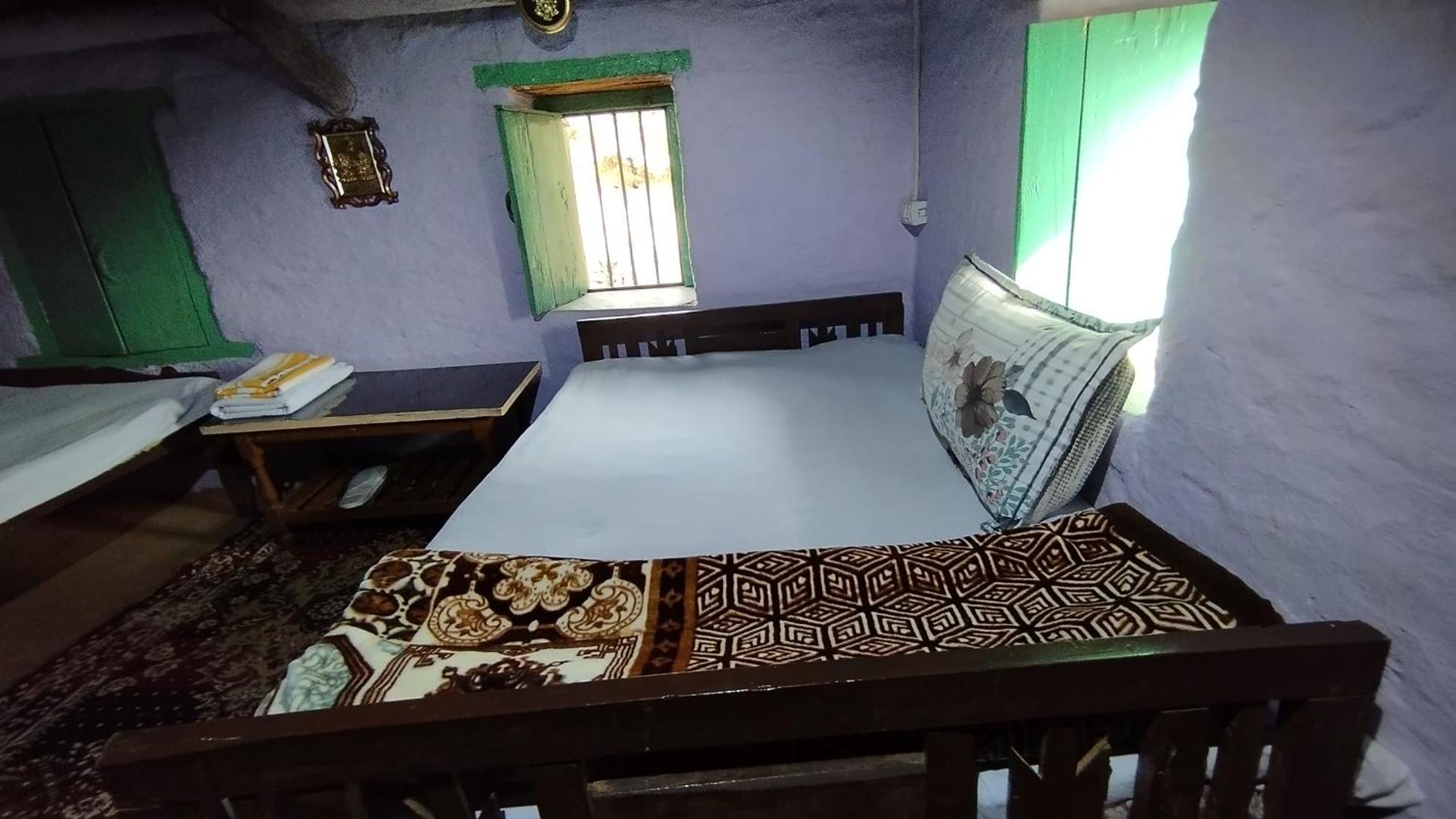 Dwarahat Village Farmstay- Babaji'S Cave Rum bild