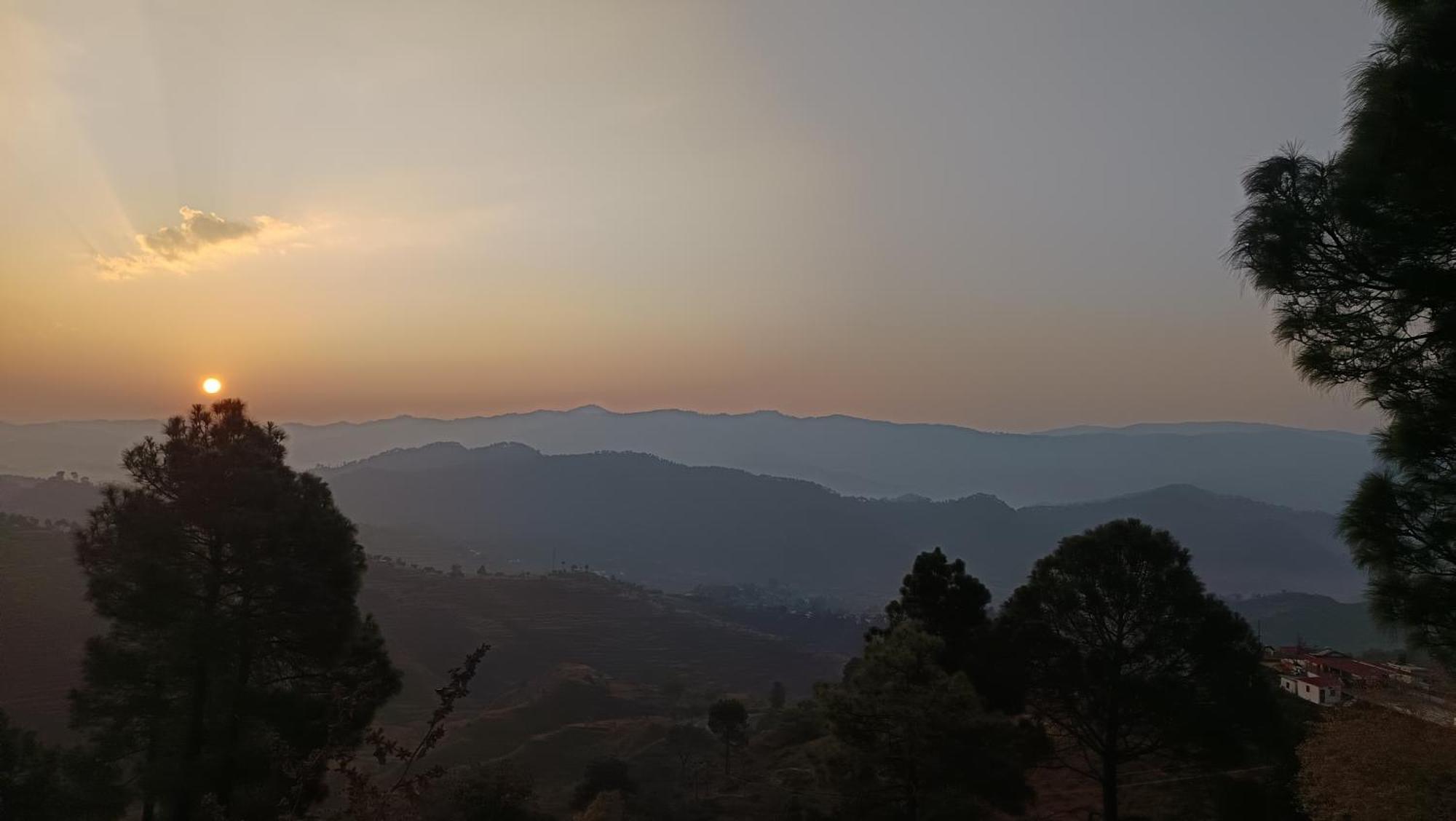 Dwarahat Village Farmstay- Babaji'S Cave Exteriör bild